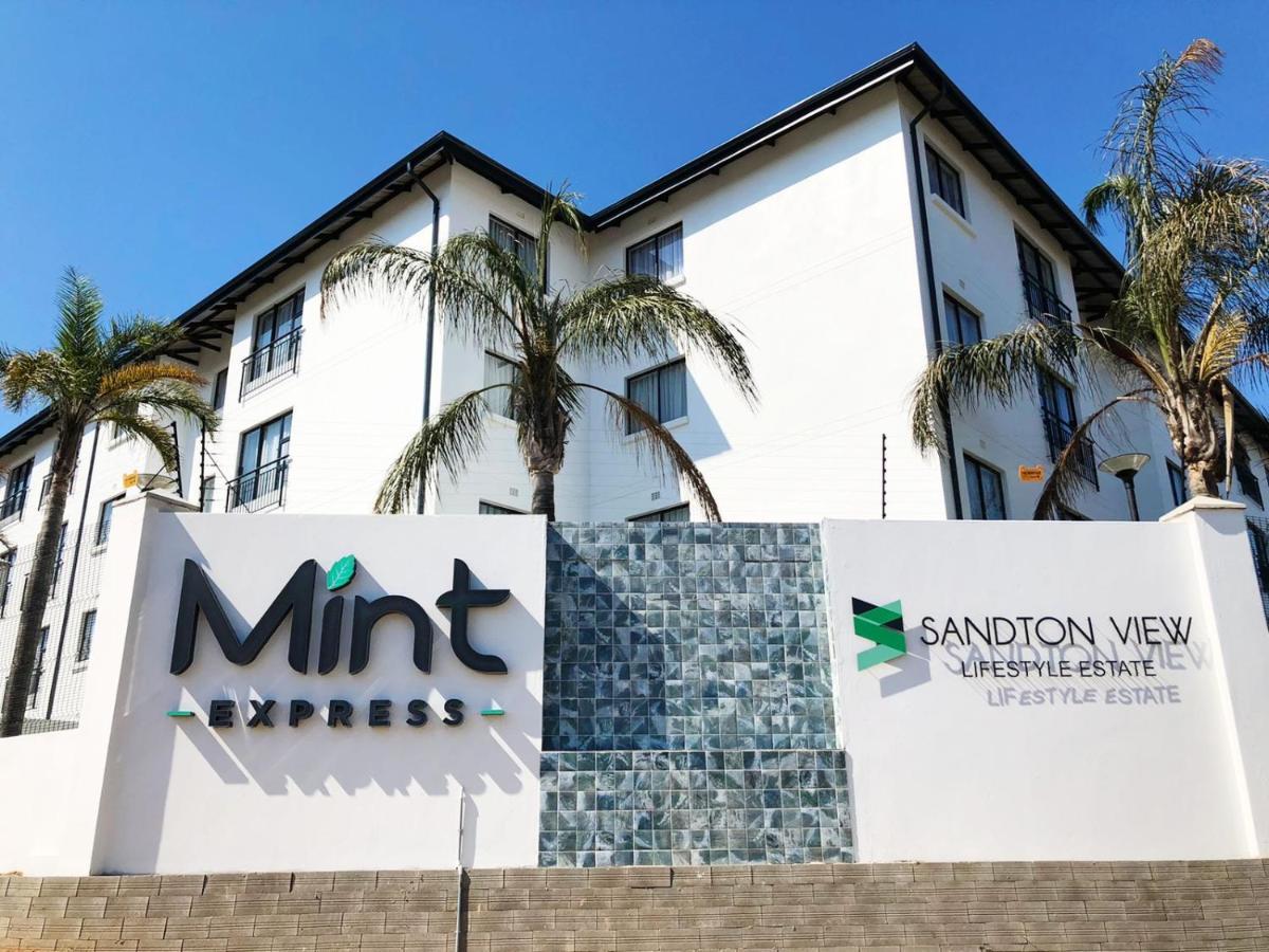 Mint Express Sandton View ヨハネスブルグ エクステリア 写真
